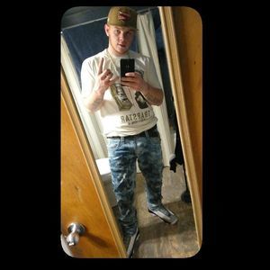 Meet your Posher, Blake